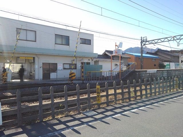 近くの駅まで500m（徒歩7分）