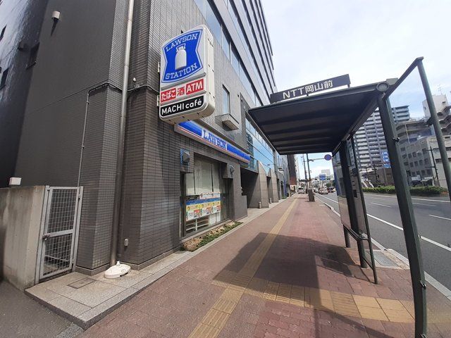 近くのローソン磨屋町まで226m（徒歩3分）