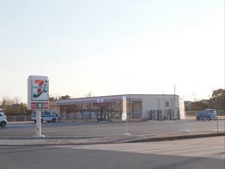 近くのセブンイレブンまで400m（徒歩5分）