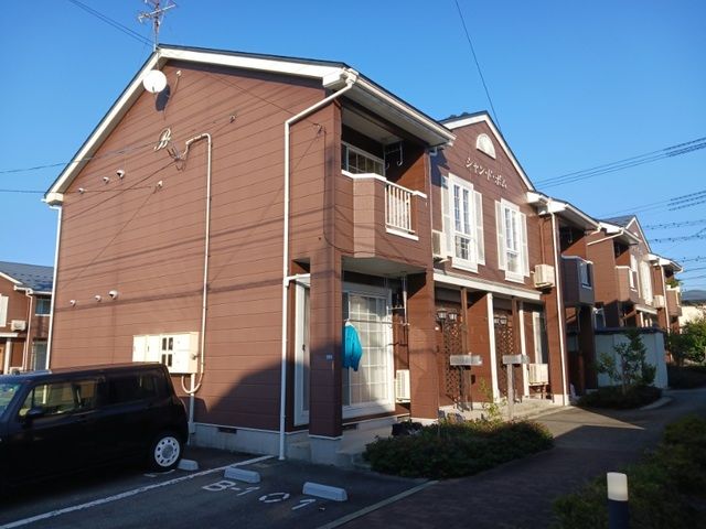 シャン・ド・ボムAの外観画像
