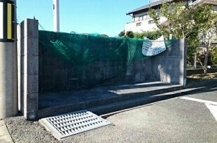 近くの敷地内専用ゴミ置場まで20m(徒歩1分)