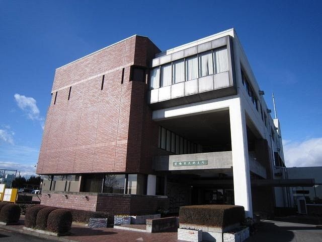 近くの前橋市大胡支所まで1,800m(徒歩23分)