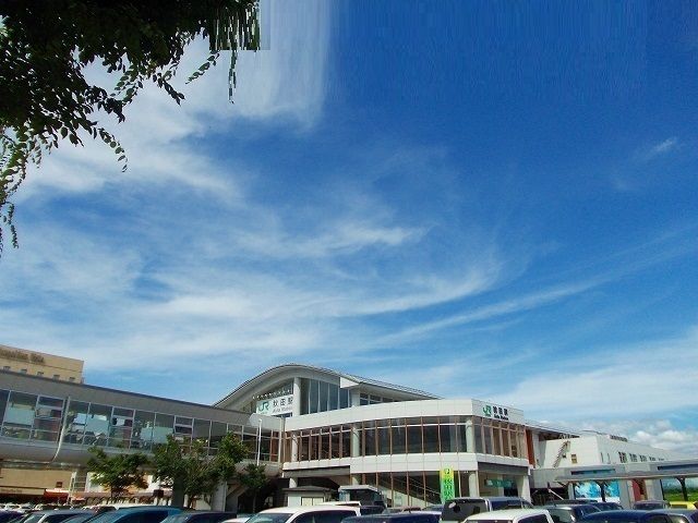 近くの秋田駅まで1,400m（徒歩18分）