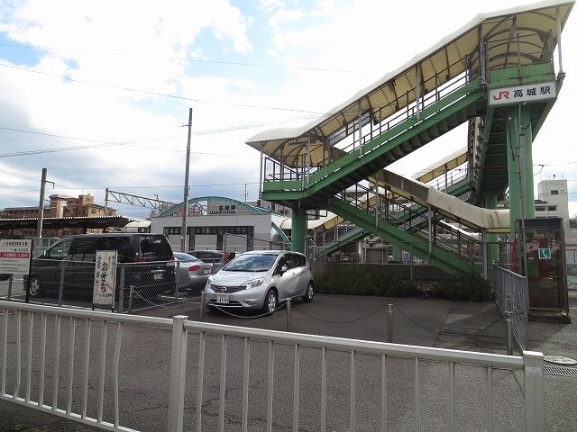 近くの駅まで120m（徒歩2分）