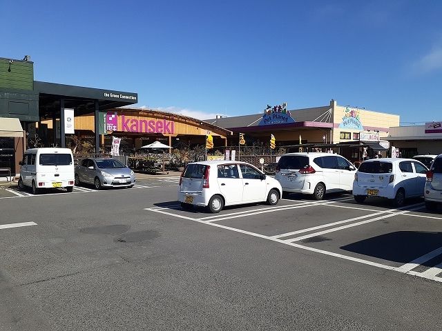 近くのカンセキ真岡店まで470m(徒歩6分)