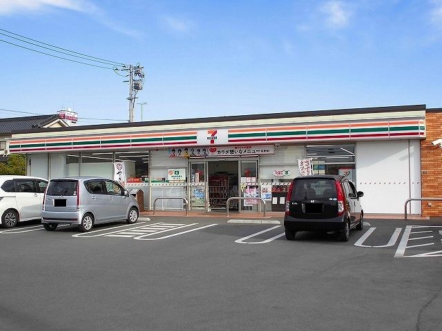 近くのセブンイレブン福山引野5丁目店まで800m(徒歩10分)