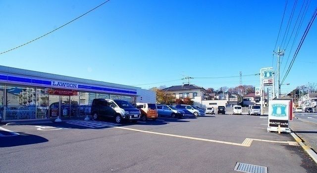 近くのローソンまで220m（徒歩3分）