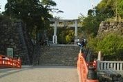近くの武田神社まで900m（徒歩12分）