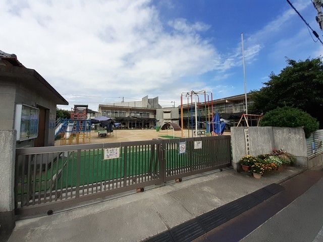 近くの玉野市立田井幼稚園まで1,000m（徒歩13分）