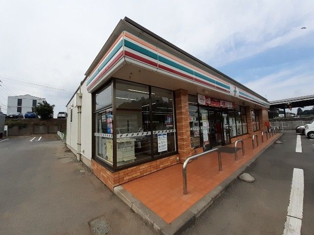 近くのセブンイレブンまで110m（徒歩2分）
