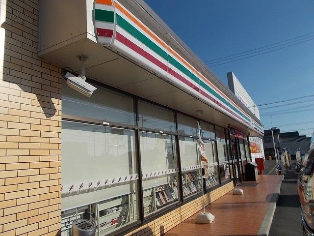 近くのセブンイレブン 菊川インター店まで500m（徒歩7分）