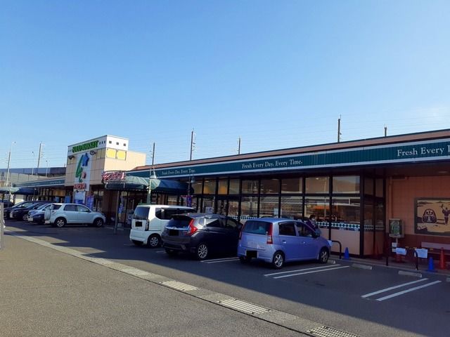 近くのフレスタ三原店まで290m(徒歩4分)