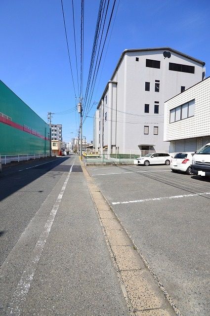 近くに施設あり