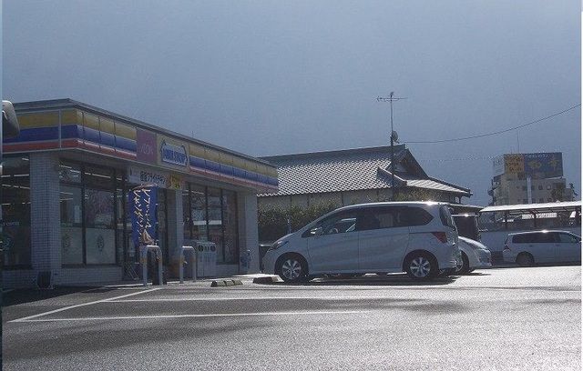 近くのミニストップ香川町店さんまで950m（徒歩12分）