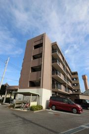 リバーシャトーの外観画像