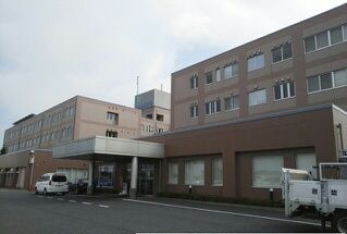 近くの小山記念病院まで650m（徒歩9分）