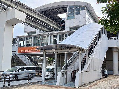 近くのモノレールおもろまち駅まで1,550m(徒歩20分)