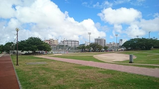 近くの新都心公園まで450m(徒歩6分)