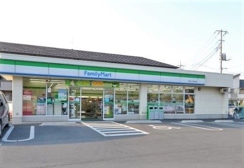 近くのファミリーマート 所沢くすのきまで93m(徒歩2分)