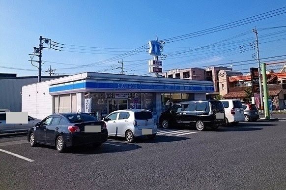 近くのローソン熊谷カジュアルタウン店まで1,400m（徒歩18分）