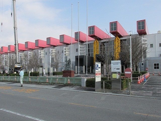 近くのマロニエプラザまで280m（徒歩4分）