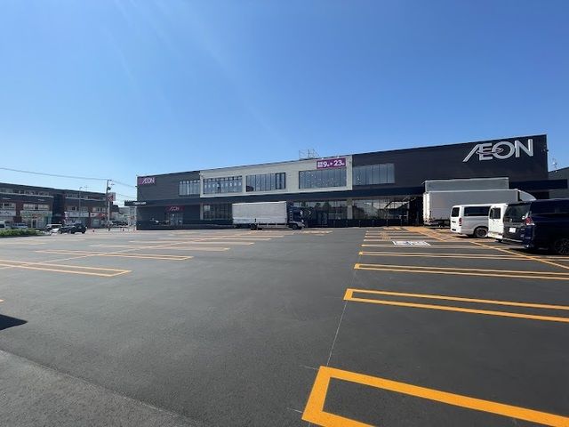 近くのイオン北郷店まで350m（徒歩5分）