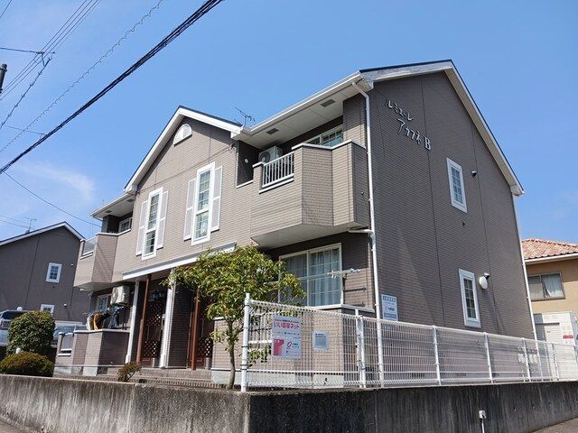 ルミエールアカフネ Bの外観画像