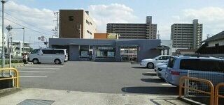 近くの香川銀行東支店さんまで380m（徒歩5分）