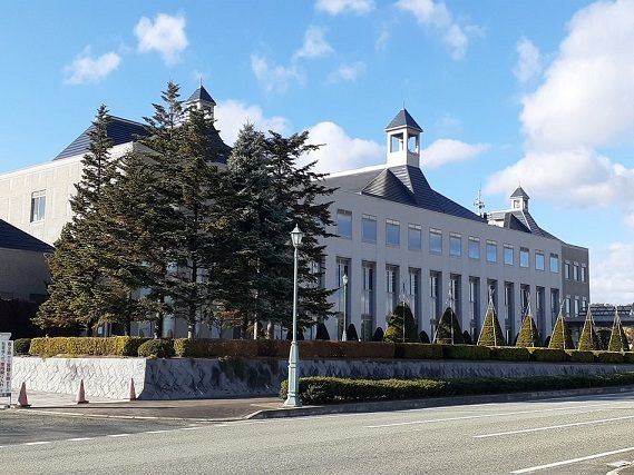 近くの山辺町役場まで1,300m（徒歩17分）