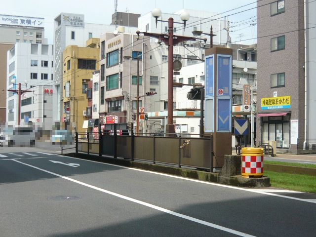 近くの都通電停まで30m(徒歩1分)