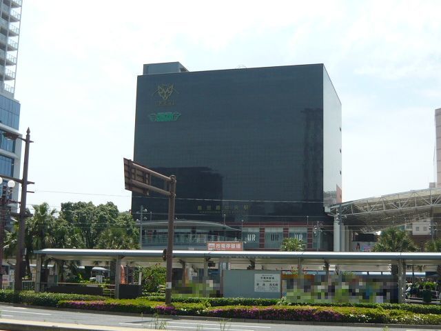 近くの鹿児島中央駅まで450m(徒歩6分)