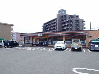 近くのセブンイレブン宮崎権現町店まで600m(徒歩8分)
