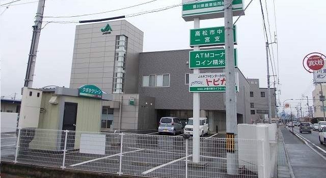 近くの施設まで500m（徒歩7分）
