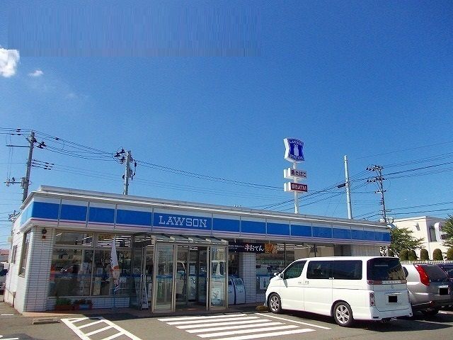 近くのコンビニまで1,400m（徒歩18分）