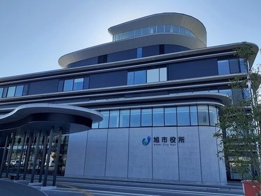 近くの旭市役所まで1,100m(徒歩14分)