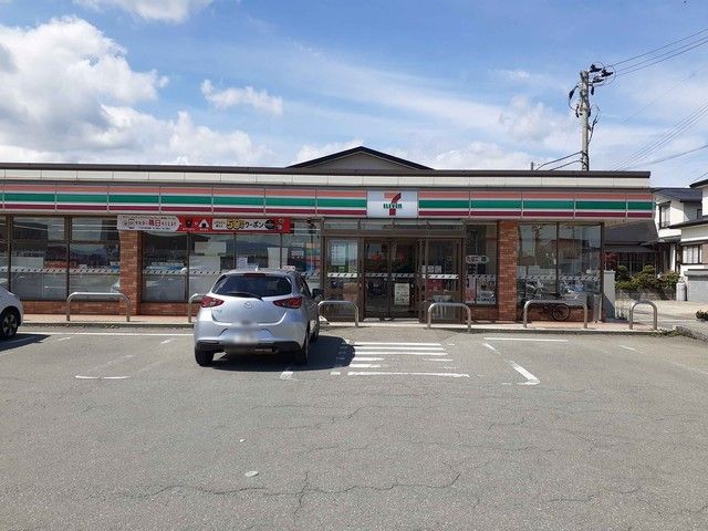 近くのセブンイレブン 新庄新町店まで550m(徒歩7分)