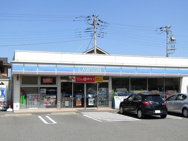近くのコンビニまで160m（徒歩2分）