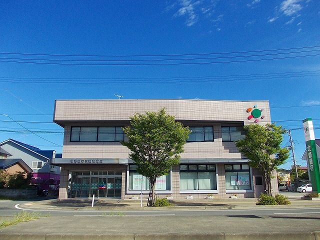 近くの北都銀行　秋田東支店まで200m（徒歩3分）