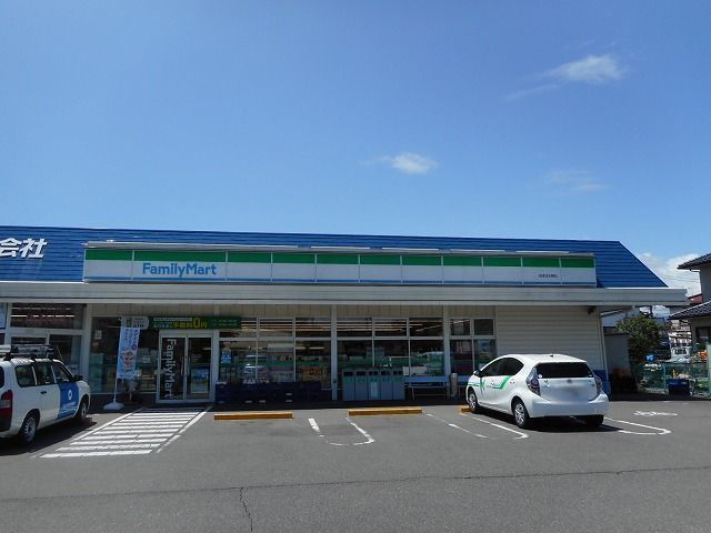 近くのファミリーマート 松本征矢野店まで450m(徒歩6分)