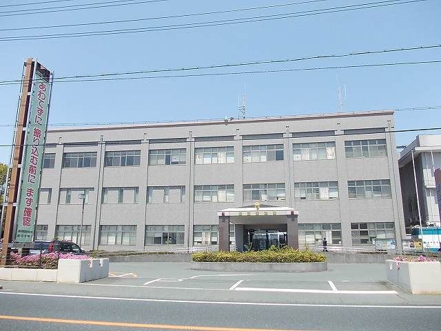 近くの磐田警察署まで1,000m（徒歩13分）