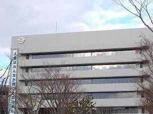 近くの加西市役所まで450m（徒歩6分）