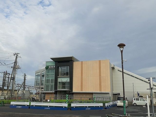 近くの駅まで1,000m（徒歩13分）