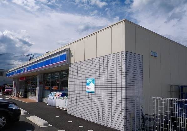 近くのローソン 御殿場新橋東店まで550m(徒歩7分)