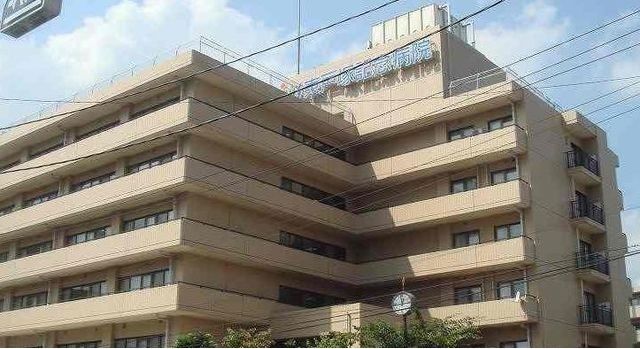 近くの東戸塚記念病院まで1,420m（徒歩18分）