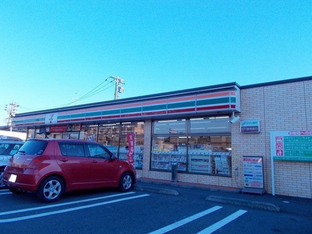 近くのセブン-イレブン 掛川成滝店まで1,400m（徒歩18分）