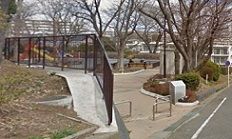 近くの秋葉台公園まで260m（徒歩4分）