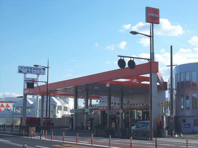 近くの施設まで300m（徒歩4分）