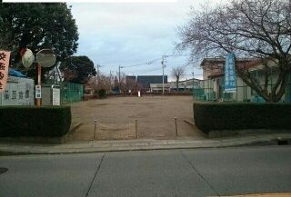 近くの公園まで230m（徒歩3分）