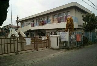 近くの幼稚園・保育園まで670m（徒歩9分）
