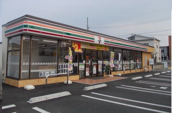 近くのセブンイレブン太田上町店さんまで550m（徒歩7分）